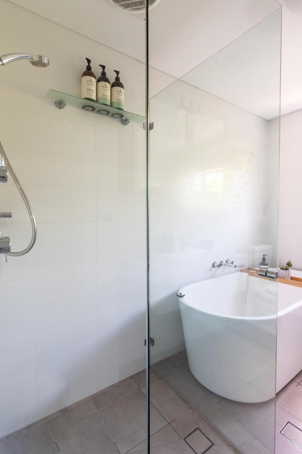 Stylish And Spacious Beach Apartment Sydney Bagian luar foto
