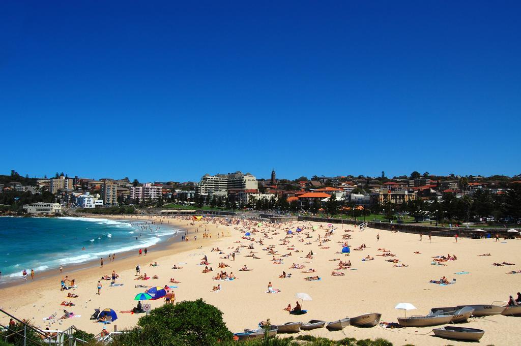 Stylish And Spacious Beach Apartment Sydney Bagian luar foto